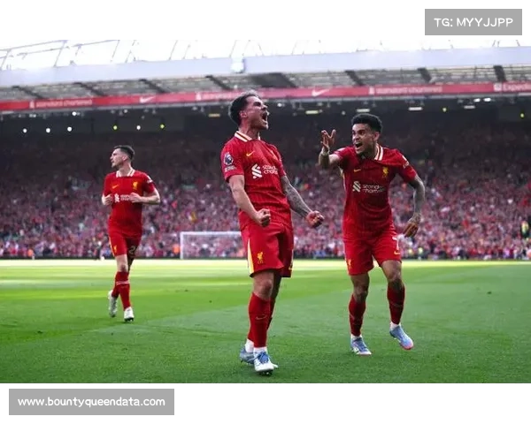 麦卡利斯特中场调度，利物浦攻防转换核心